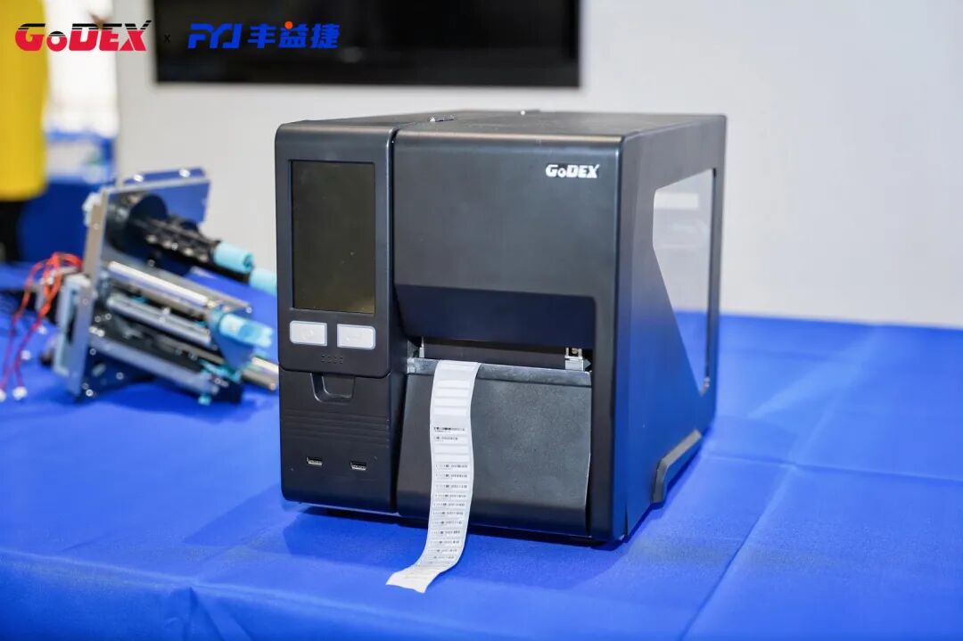 GoDEX GL400iPro light industrial barcode printer with optional RFID module and GPIO interface